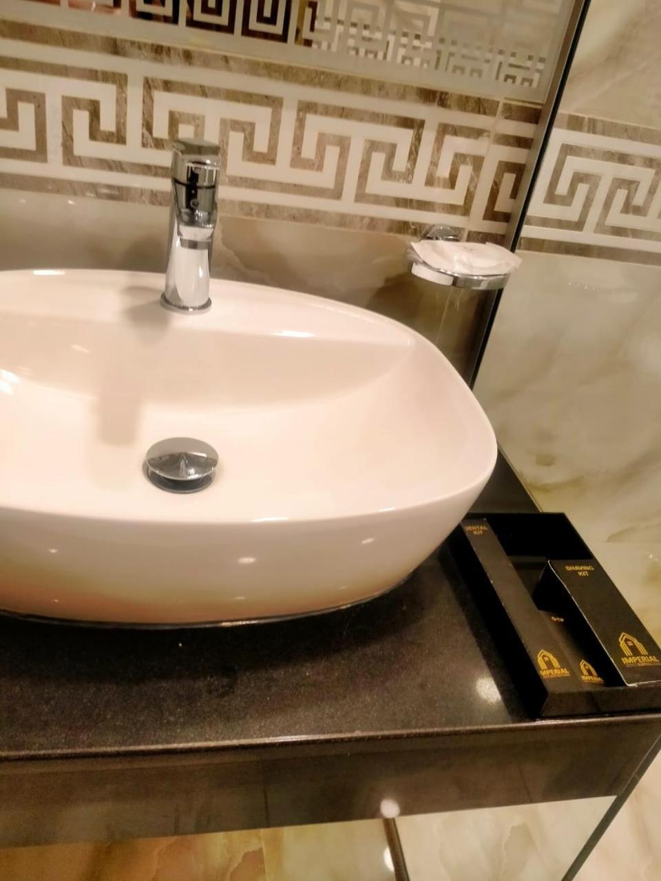 Imperial Suites Lahore Exterior foto
