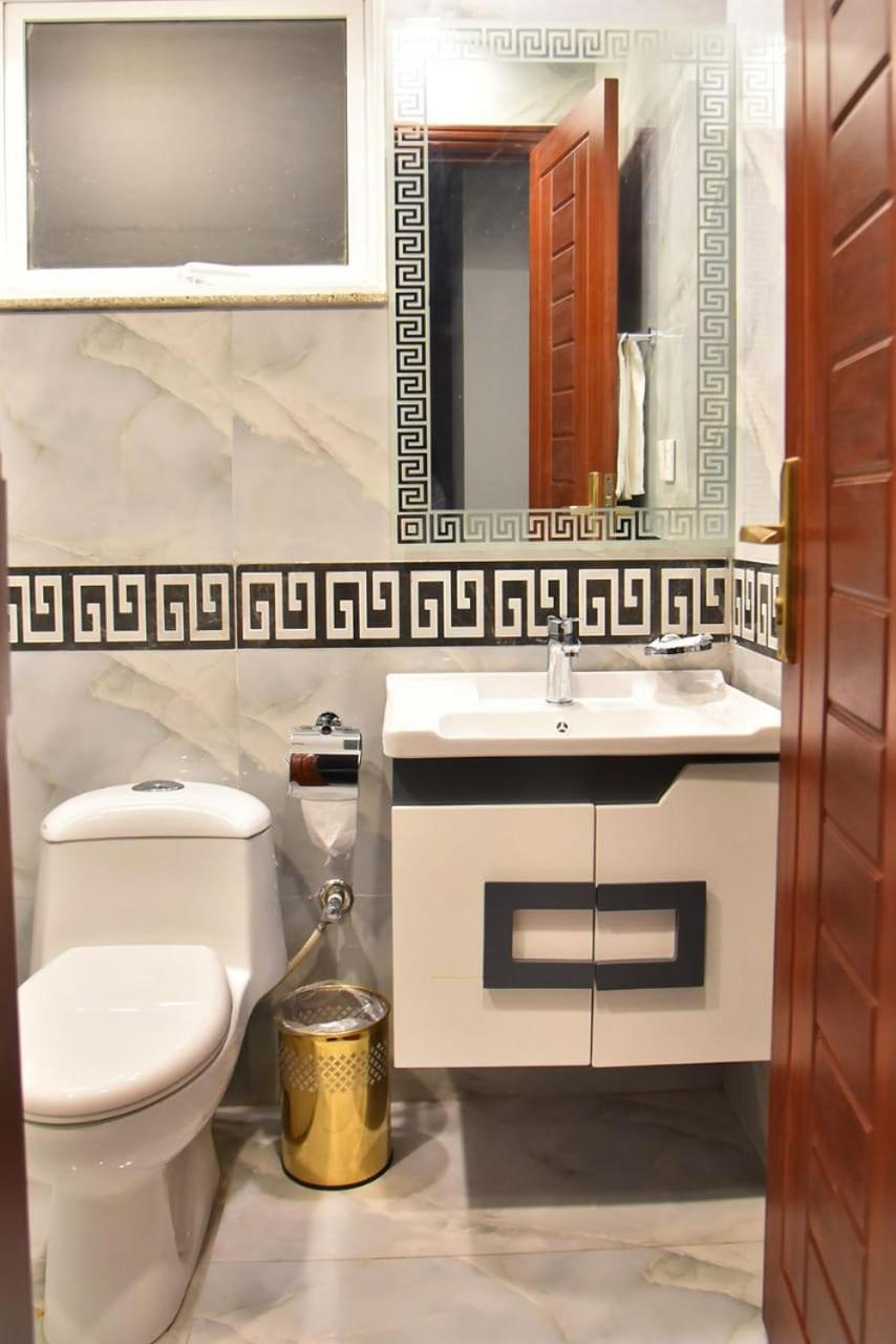 Imperial Suites Lahore Exterior foto